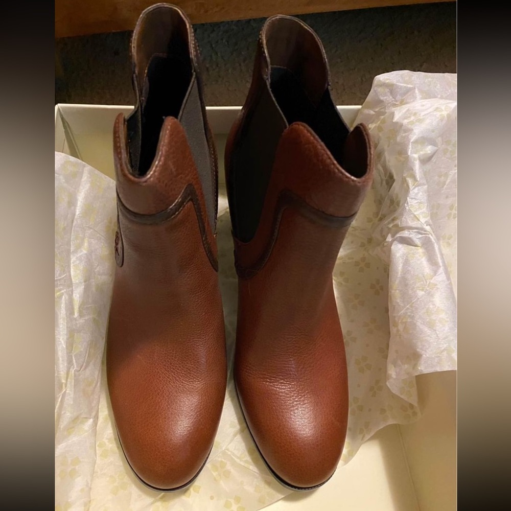 New Women’s Naturalizer Lainey Leather Boots Size 9.5 M